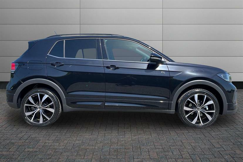 Volkswagen T-Cross 1.0 Tsi 115 R-line Dsg KR26ELW Black #4