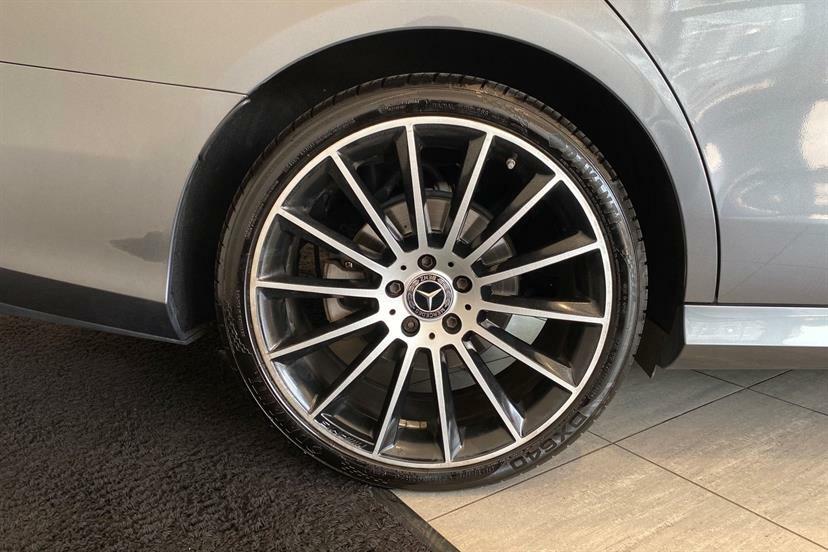 Mercedes-Benz E Class E220d Amg Line Night Edition Prem 9G-tronic HN70UWT Grey #4