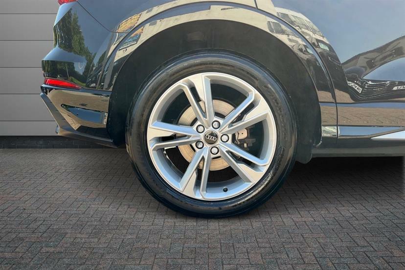 Audi Q3 40 Tfsi Quattro S Line S Tronic LR22USH Black #5