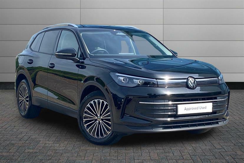 Volkswagen Tiguan 1.5 Etsi 150 Match Dsg Black