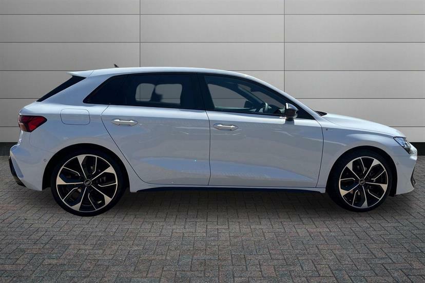 Audi A3 35 Tfsi Black Edition S Tronic Tech Pack EF25LXW White #4