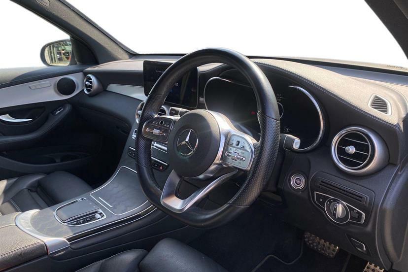 Mercedes-Benz GLC Class 300 4Matic Amg Line Premium 9G-tronic Silver #5