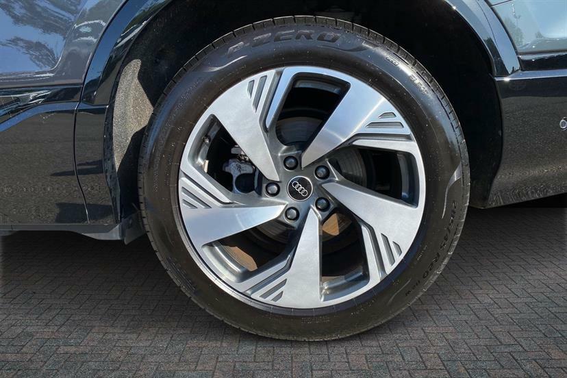 Audi Q6 E-Tron 225Kw Performance 100Kwh S Line RF74ETU Grey #5