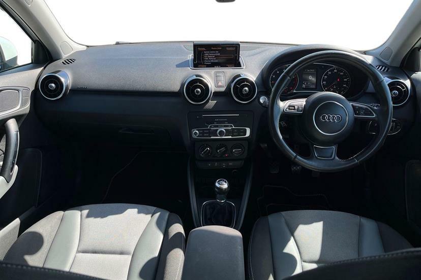 Audi A1 1.4 Tfsi Sport KM65AXJ #6