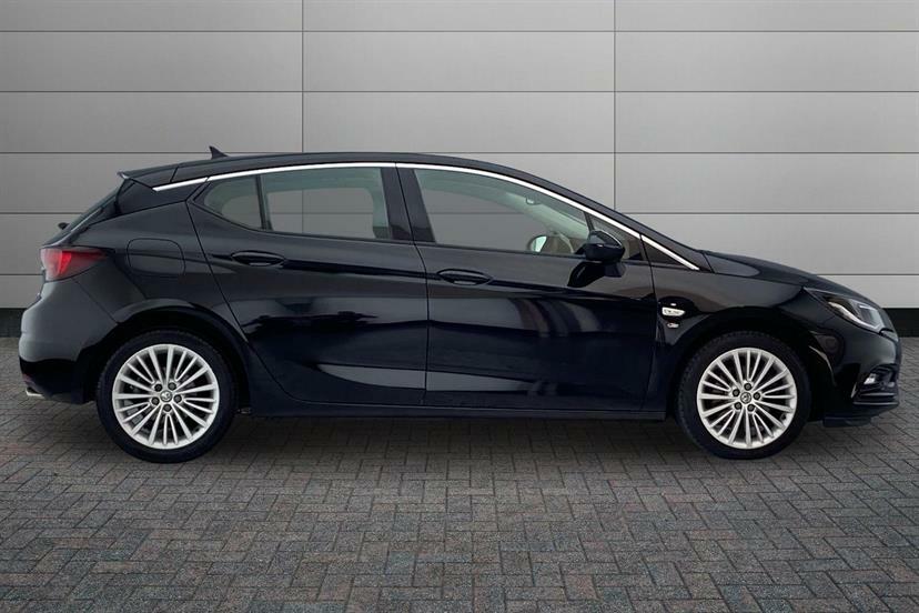 Vauxhall Astra 1.6T 16V 200 Elite Nav DS68LPL Black #4