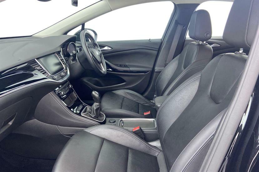 Vauxhall Astra 1.6T 16V 200 Elite Nav DS68LPL Black #2