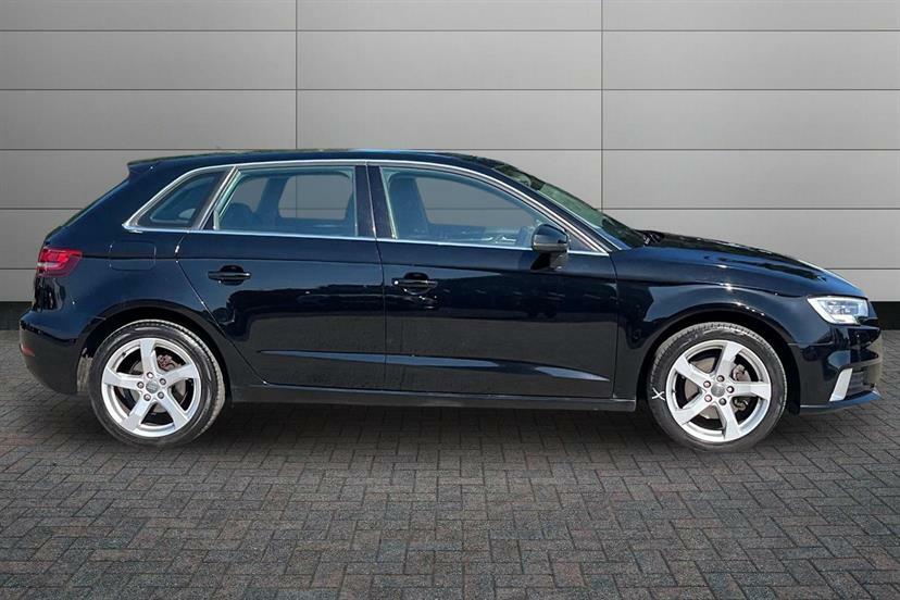 Audi A3 1.0 Tfsi Sport KO67VLT Black #4