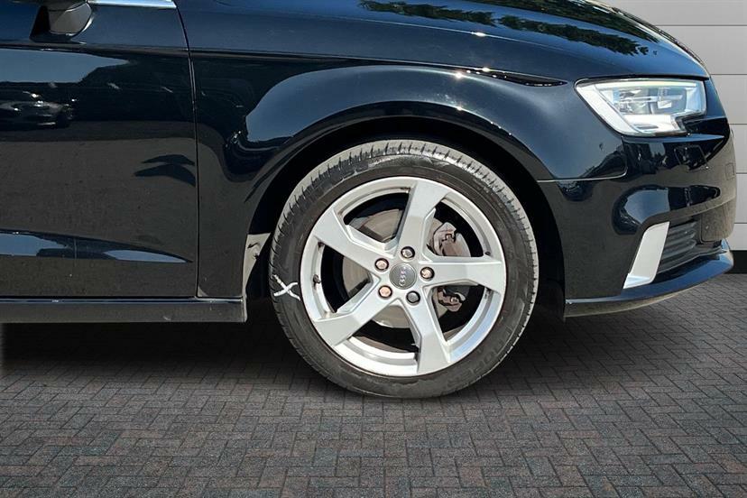 Audi A3 1.0 Tfsi Sport KO67VLT Black #5