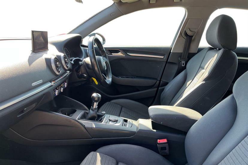 Audi A3 1.0 Tfsi Sport KO67VLT Black #2