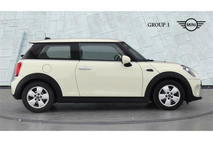 Mini Hatch 1.5 Cooper Classic II VX19NUF White #3
