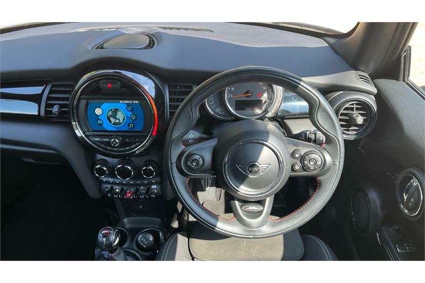 Mini Hatch 1.5 Cooper Sport II Comfortnav Pack AX19EFH White #5