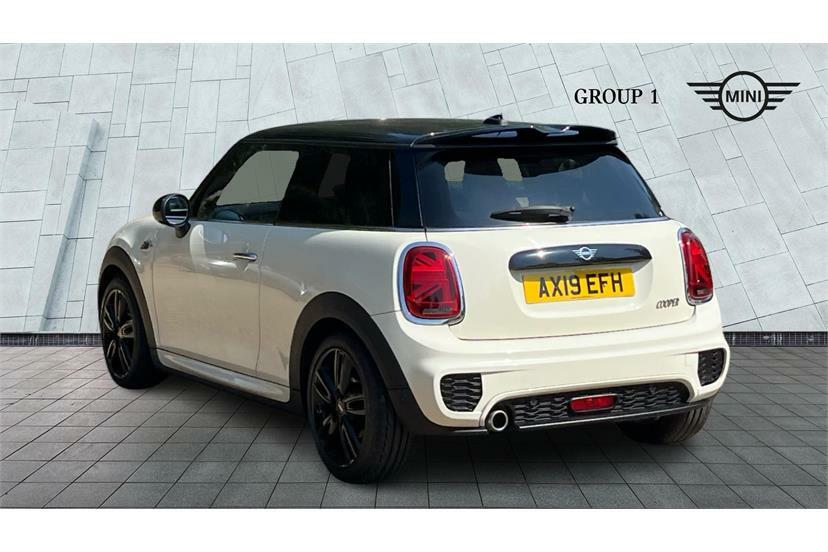 Mini Hatch 1.5 Cooper Sport II Comfortnav Pack AX19EFH White #2