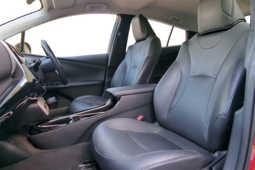 Toyota Prius 1.8 Vvti Plug-in Excel Cvt Red #2