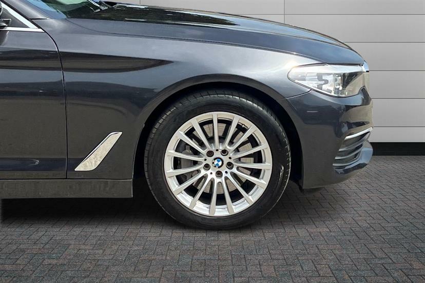 BMW 5 Series 530I Se EU67PLZ #5
