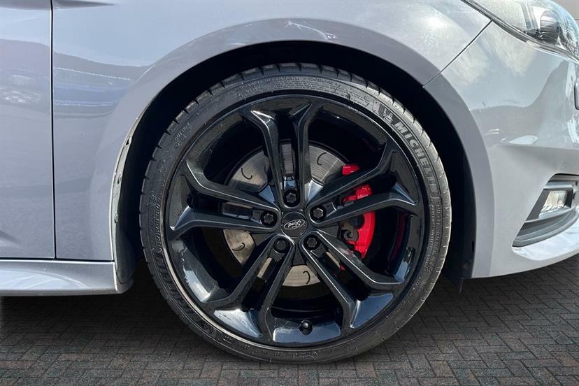 Ford Focus 2.0T Ecoboost St-3 Navigation FG18FKJ Grey #5