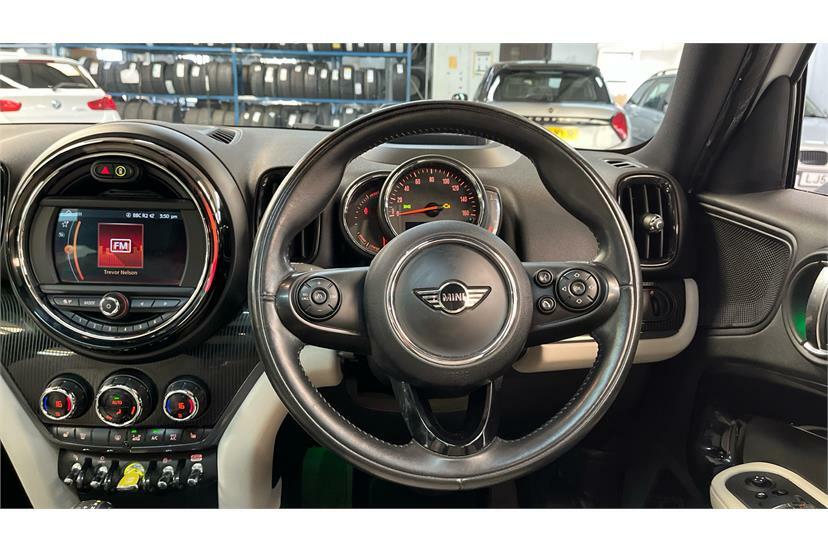 Mini Countryman 1.5 Cooper S E All4 Phev GP18ORT White #5