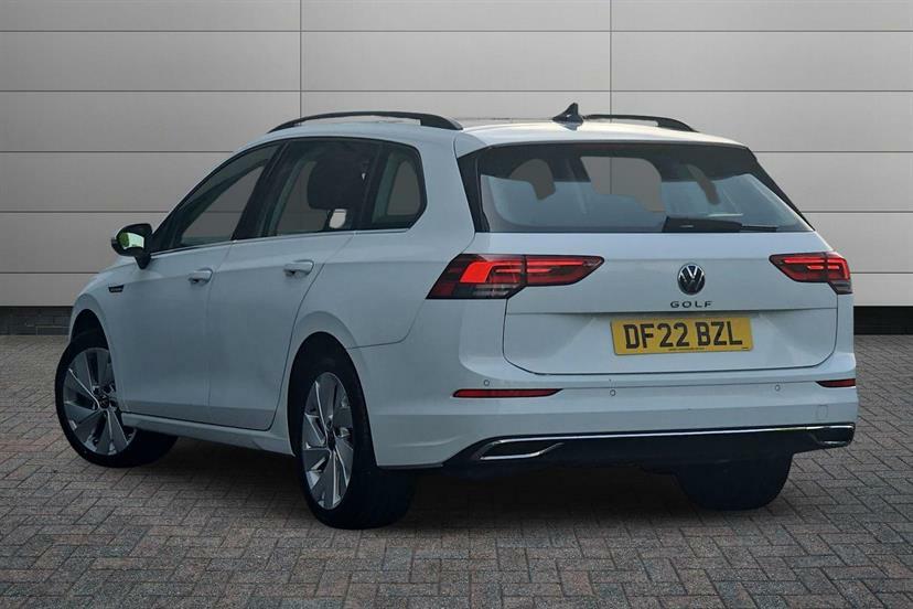 Volkswagen Golf 1.5 Tsi 150 Style DF22BZL White #3