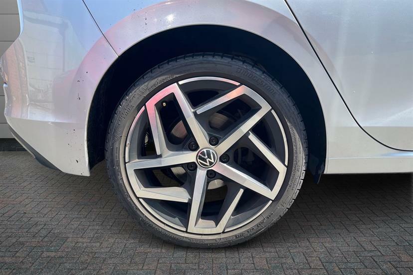Volkswagen Golf 1.5 Tsi 150 Style GK22JXB Silver #5