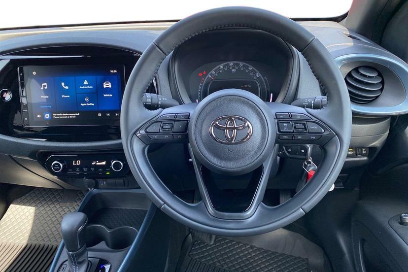 Toyota Aygo X 1.0 Vvt-i Edge KT25WBD Black #6