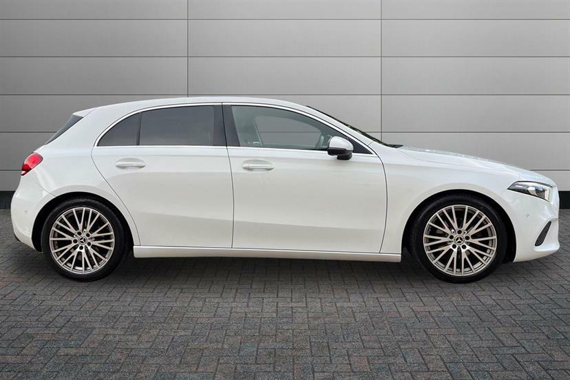 Mercedes-Benz A Class A180 Sport Executive KN23XWO White #3