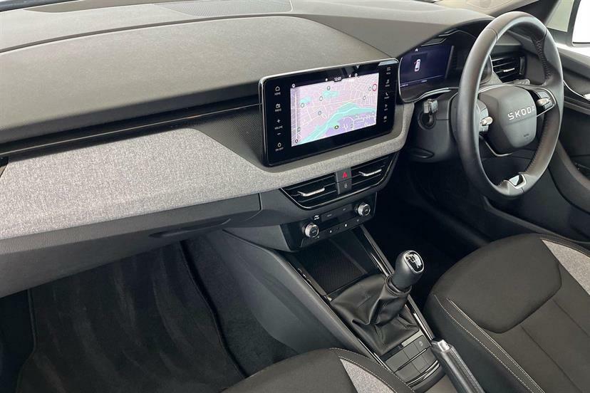 Skoda Kamiq 1.0 Tsi Se Edition AU25RXC White #2