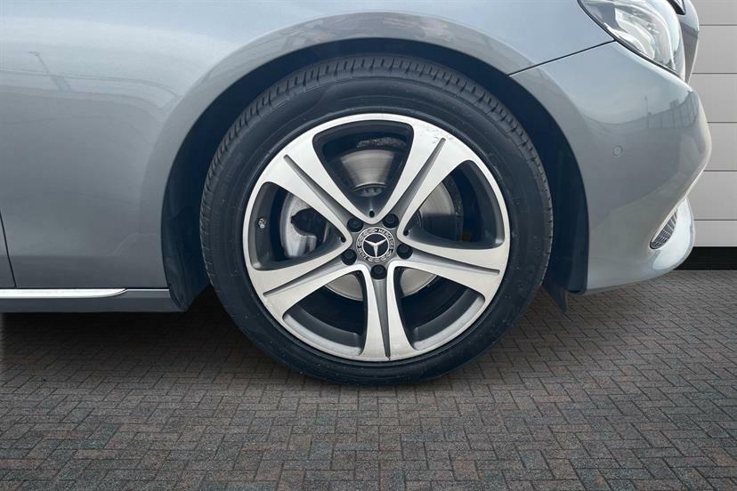 Mercedes-Benz E Class E220d Se Premium 9G-tronic KT68ZFD Grey #4