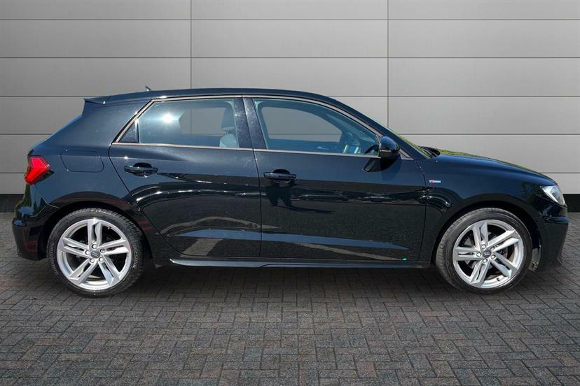 Audi A1 35 Tfsi S Line S Tronic Black #4