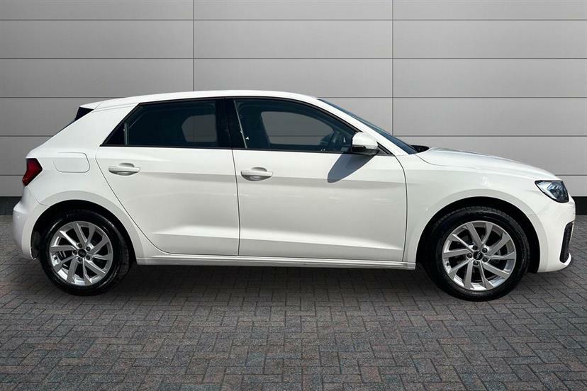 Audi A1 25 Tfsi Sport ML75ENO White #4