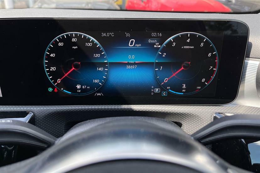 Mercedes-Benz A Class A180 Amg Line Executive FJ72TTZ Red #6