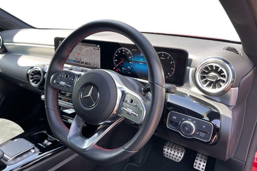 Mercedes-Benz A Class A180 Amg Line Executive FJ72TTZ Red #5