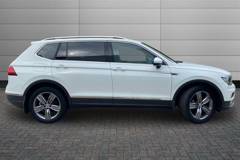 Volkswagen Tiguan Allspace 2.0 Tdi Sel White #4
