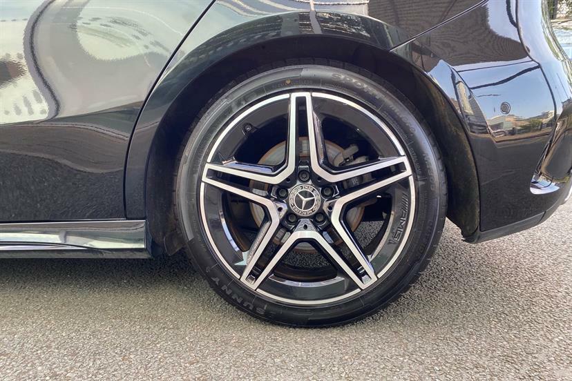 Mercedes-Benz A Class A200 Amg Line Executive KN23YWE Black #4