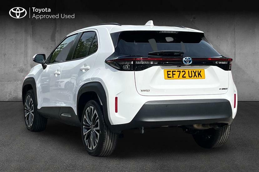 Toyota Yaris Cross 1.5 Hybrid Excel Cvt EF72UXK White #3