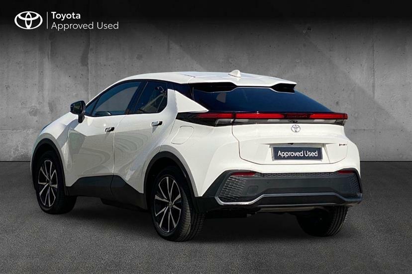 Toyota C-Hr 2.0 Phev Design Cvt MA74VLH White #4