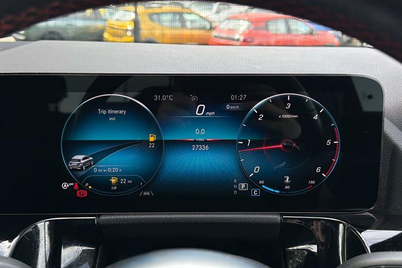 Mercedes-Benz GLA Class 200D Amg Line Premium RE71YVF Grey #6