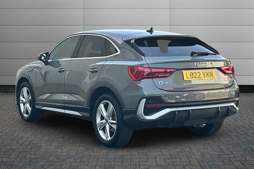 Audi Q3 35 Tfsi S Line Grey #3