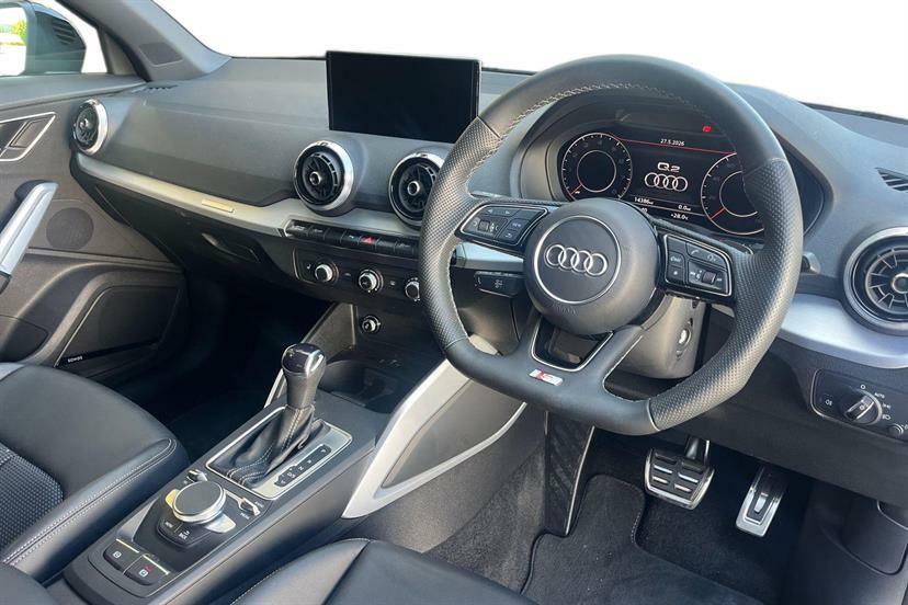 Audi Q2 35 Tfsi Black Edition S Tronic LM23OXT Blue #6