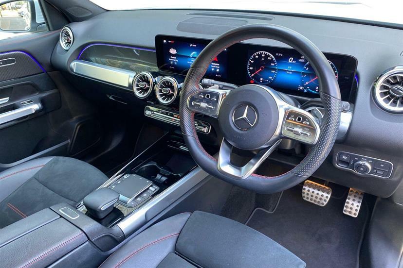 Mercedes-Benz GLB Class 200 Amg Line Premium 7G-tronic DA23SZG White #5