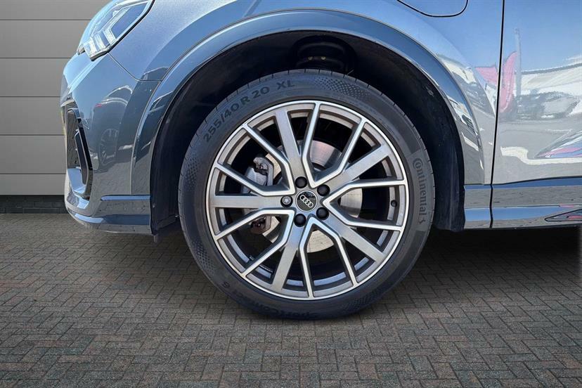 Audi Q3 45 Tfsi E Black Edition S Tronic GV23CCU Grey #5