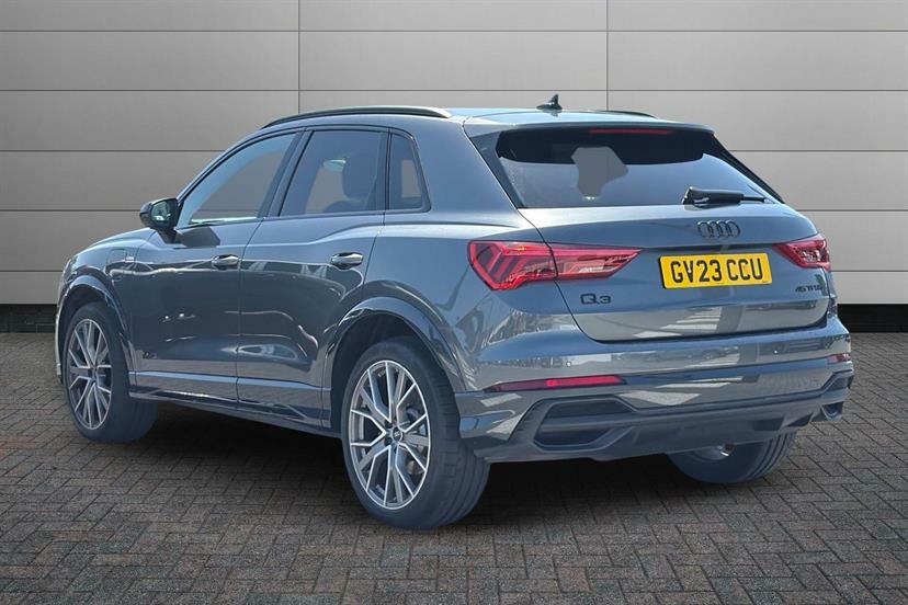 Audi Q3 45 Tfsi E Black Edition S Tronic GV23CCU Grey #3