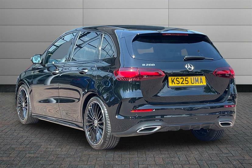 Mercedes-Benz B Class B200 Amg Line Premium Plus Black #2