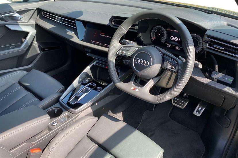 Audi A3 35 Tfsi Black Edition S Tronic DC25YVE Grey #6