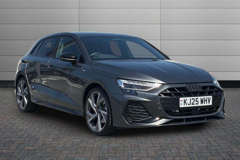 Audi A3 1.5 Tfsi 150 Black Edition S Tronic Grey