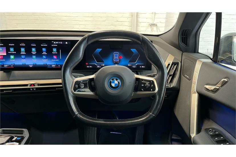 BMW iX 240Kw Xdrive40 M Sport Edition 76.6Kwh YB72XNF Grey #5