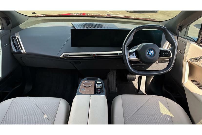 BMW iX 240Kw Xdrive40 M Sport 76.6Kwh LD22KUR Red #4