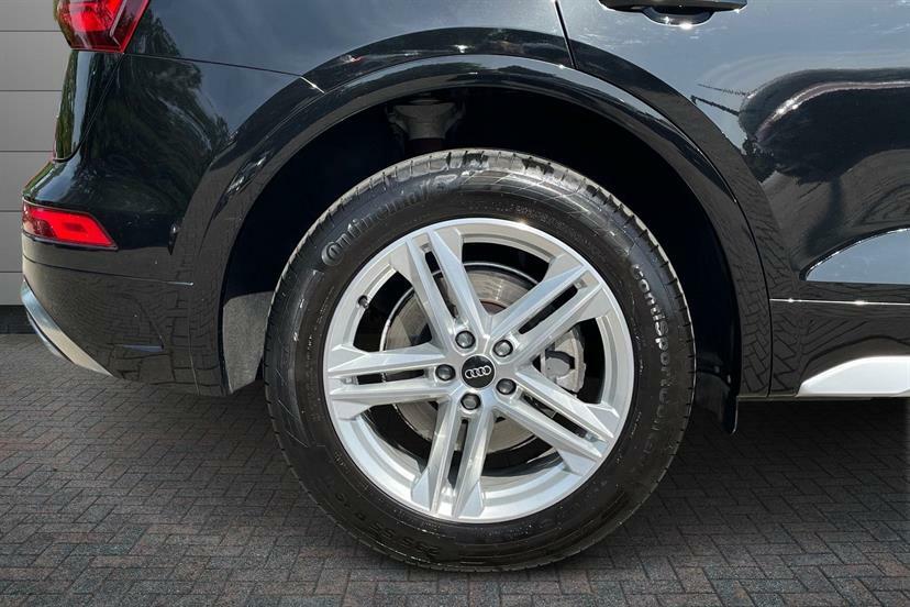 Audi Q5 45 Tfsi Quattro S Line S Tronic Black #5