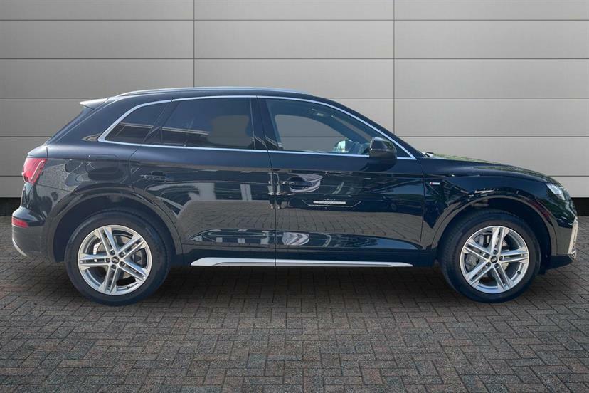 Audi Q5 45 Tfsi Quattro S Line S Tronic Black #4