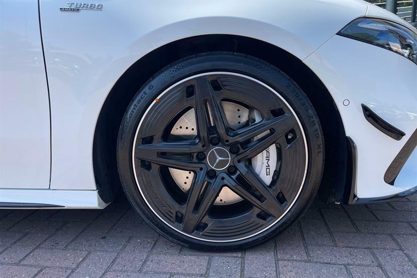 Mercedes-Benz A Class A35 4Matic Premium Plus KS25WXK White #4