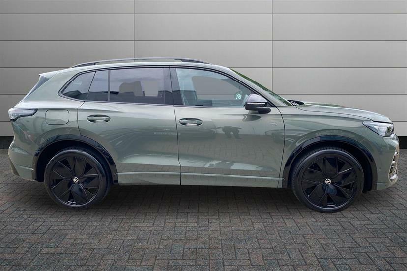 Volkswagen Tiguan 1.5 Etsi 150 R-line Dsg WF26YZV Green #4