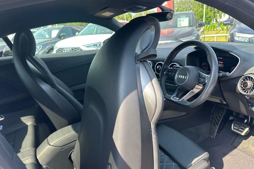 Audi TTS S Coup- Final Edition Tfsi 320 Ps S Tronic White #34